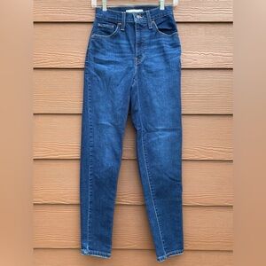 Levi’s Women’s Dark Denim High Waisted Mom Jeans Size 24